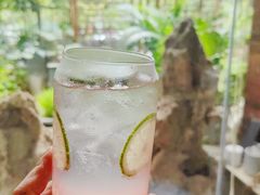 -谷咖啡·鲜花绿植花园餐厅