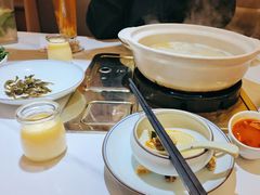 鸡鲍鱼-如一鸡鲍鱼·粤式煲汤(长泰广场店)