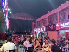 -三妹小龙虾·黄油蟹(华侨城总店)