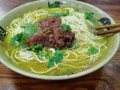 红烧牛肉面-三味拉面(雪松路店)