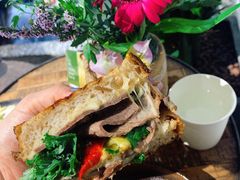 超级牛肉帕尼尼-O'mills Sourdough Bakery&Bistro(永嘉路店)