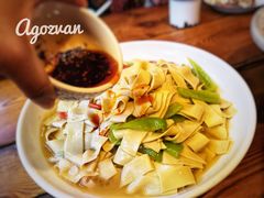 -闯关东东北农家菜(崂山石老人店)