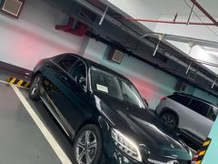 -上海星瀚奔驰4S店(长寿路店)
