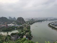 -叠彩山景区
