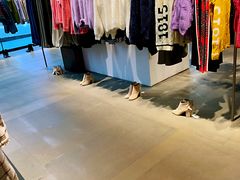 -URBAN REVIVO(深圳华润万象天地店)