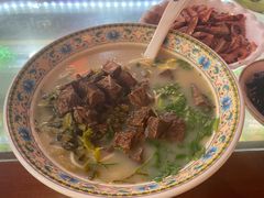 -金杨拉面王小吃面馆·牛三宝面·红烧牛肉粉