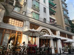 -秘密旅行Bonjour(黑金冠 江南西店)