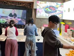 -沸炉重庆老火锅(军事博物馆店)