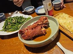 -95号酱骨·一块豆腐(展春园西路店)