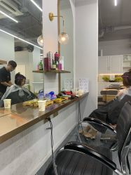 -茶发Salon·烫发染发理发