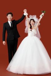 -梵汐婚纱摄影(东方之门店)