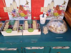 零售区-昆明冠生园·蛋糕·面包(南强街店)