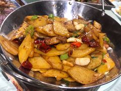 干锅土豆片-十六中酱肉·烧烤·京菜小馆(五方桥旗舰店)