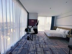 -大连星海皇冠假日酒店