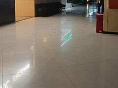 -肥肥虾庄·金牌油焖大虾(汉口城市广场店)
