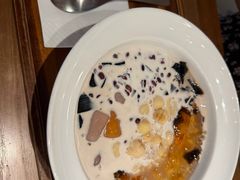 -RUXU入续糖水铺与包(卓悦中心店)