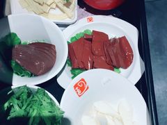 -越城记黑鱼煲(万达店)