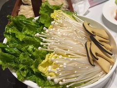 -红鼎豆捞·非遗鲍皇汤火锅(宝丰路店)