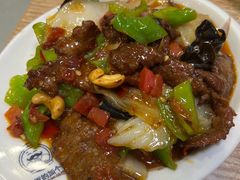 -歹歹的加个面过油肉拌面
