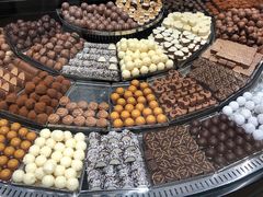 -Laderach 莱德拉(上海环贸iapm店)