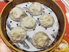 鲜猪肉小笼包-穿蒸引鲜·嗲记(正大广场店)