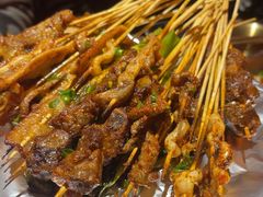 -何师烧烤Pro ·江湖川菜·小龙虾·精酿(太古里旗舰店)