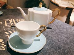 -燕庭·纯燕窝·甜品下午茶(南京西路店)