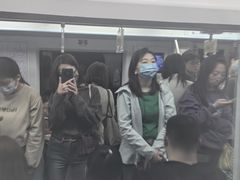 -东方体育中心(地铁站)