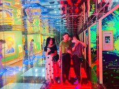 -重庆梵高星空艺术馆(解放碑旗舰店)