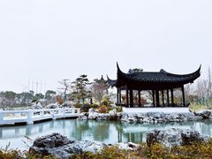 -上海滴水湖皇冠假日酒店