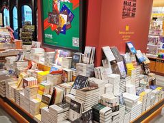 -西西弗书店&矢量咖啡(凯德晶萃广场店)