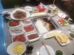 -海底捞火锅(杭州滨江九宜城店)