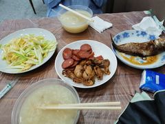 -蓝精灵饺子店