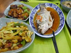 -荣华基·现炒快餐(肇嘉浜路店)