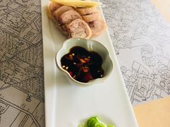 -穹六人间 people 6(岳阳路店)