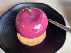 -亚龙湾喜来登·美景台大堂吧