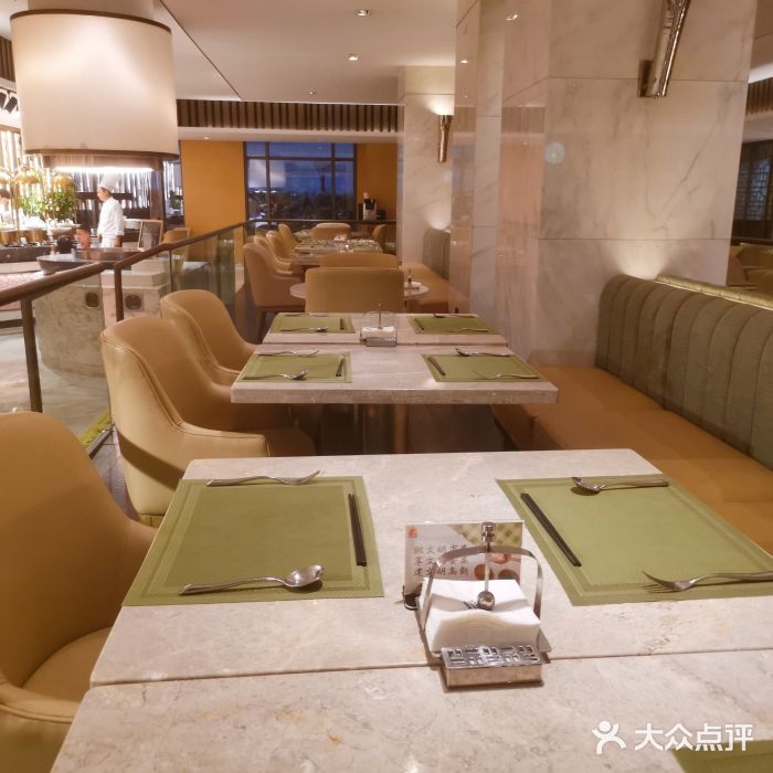 西安高新希尔顿酒店·咖啡露台西餐厅图片