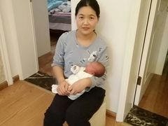-爱的果实月嫂育婴师(世纪东方店)