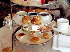 红丝绒下午茶-Salon de Ville浦江汇(上海外滩华尔道夫酒店店)