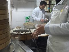 -严氏重油烧麦(民权路店)