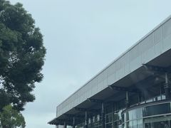 -上海星瀚奔驰4S店(红柳路店)