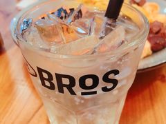 -Moka Bros 摩卡站(西单大悦城店)