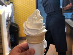 -麦当劳(杭州西湖银泰百货店)