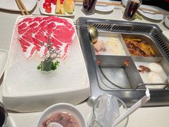 -海底捞火锅鲜切牛肉主题店(长寿路店)