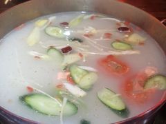 -乐山串串香老火锅(鼓楼店)
