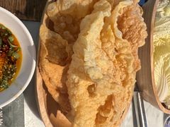 -尚尚仙·酸汤猪手·猪肚鸡火锅(华联万柳购物中心店)