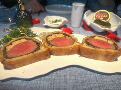 惠灵顿牛排-弦月窗LUNETTE BY AMANDA(复兴路店)