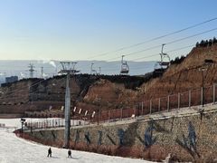 -采薇庄园四季滑雪场