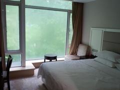 -上海怡沁园度假酒店