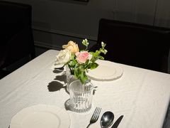 -LESCEDARS Brasserie Bistro香柏树